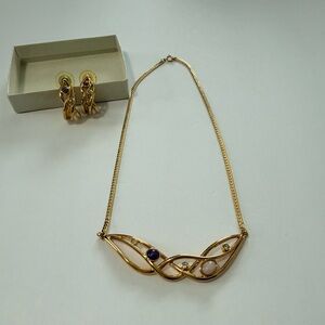 Avon Gold-Tone Necklace with Purple and Cream Stones
